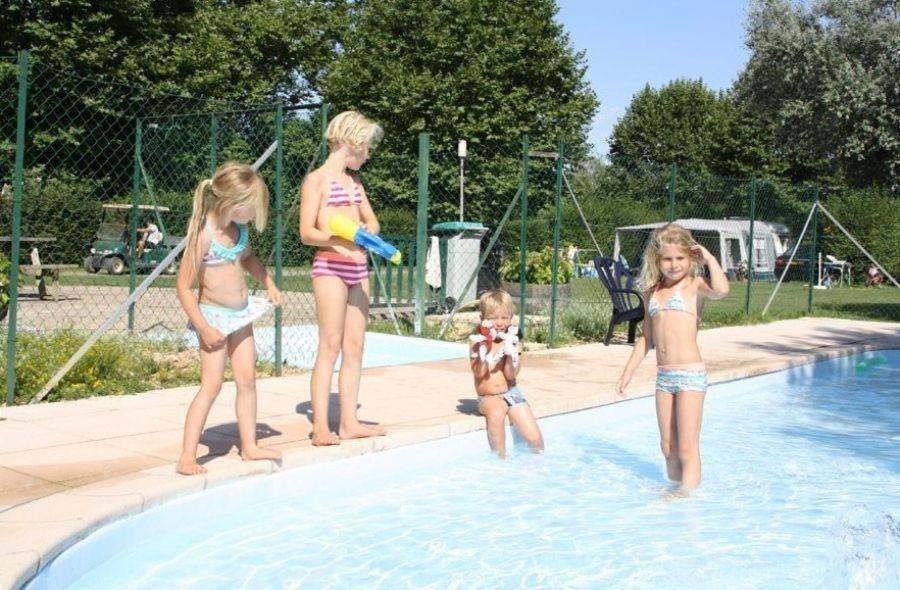 Camping Aux Rives Du Soleil Pont-de-Vaux Εξωτερικό φωτογραφία