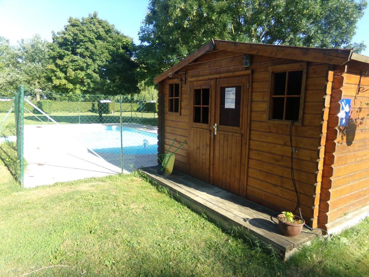 Camping Aux Rives Du Soleil Pont-de-Vaux Εξωτερικό φωτογραφία